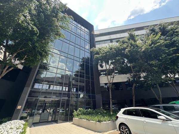 451 m² Commercial space
