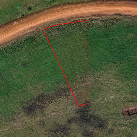 1 021 m² Land