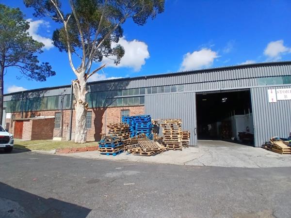 2 030 m² Industrial space