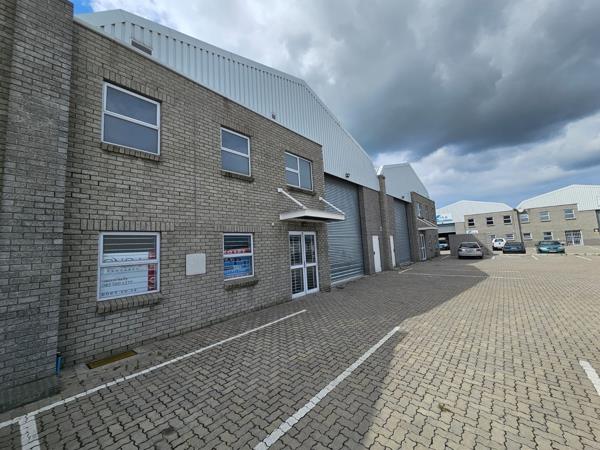 615 m² Industrial space