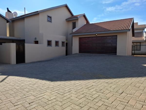 3 Bedroom Duet