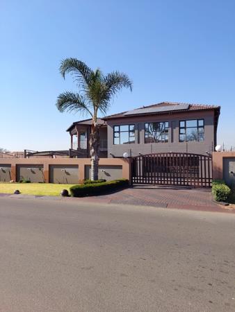 7 Bedroom House