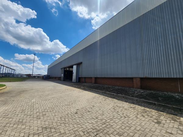 6 000 m² Industrial space