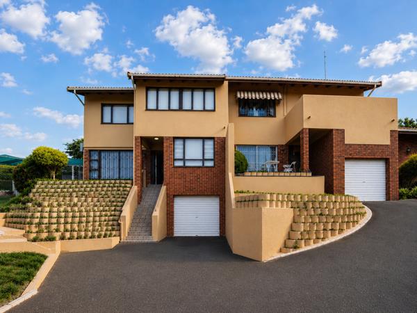 4 Bedroom Townhouse