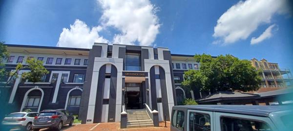 251 m² Commercial space
