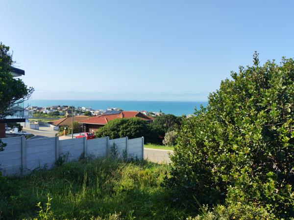 708 m² Land
