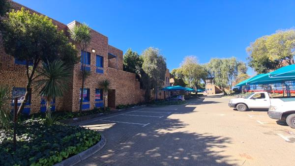 818 m² Industrial space