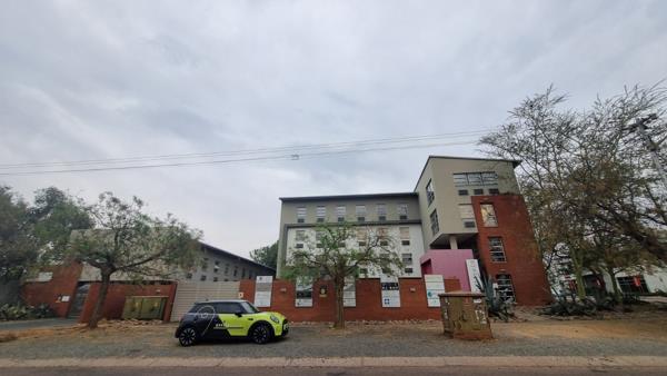 159 m² Commercial space