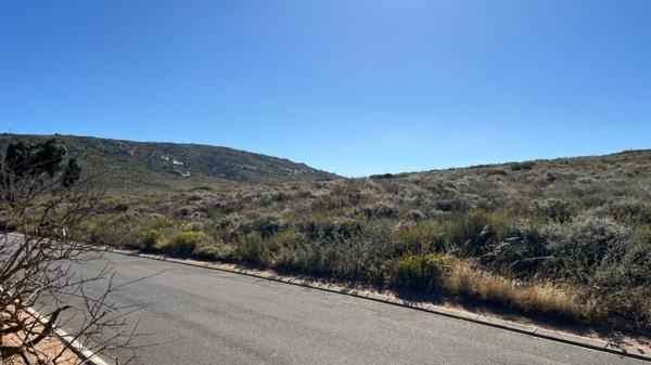 954 m² Land