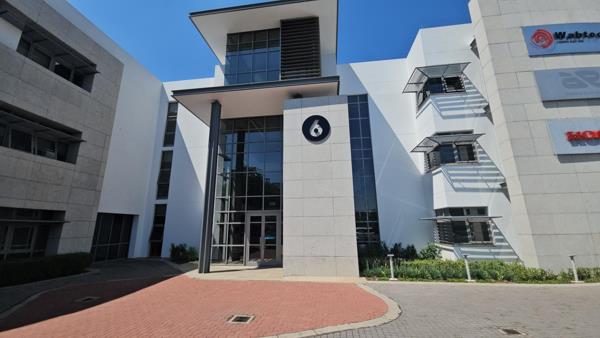536 m² Commercial space