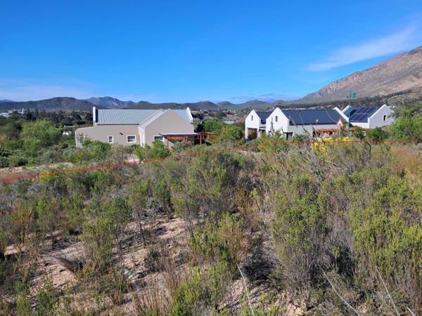 1 353 m² Land