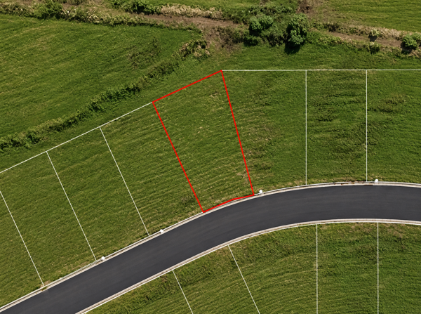 858 m² Land