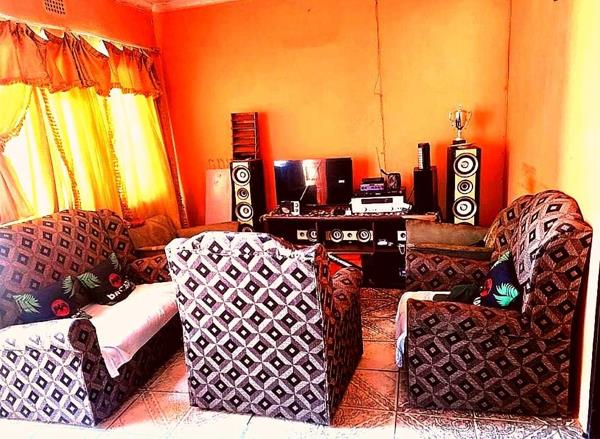 1 Bedroom House