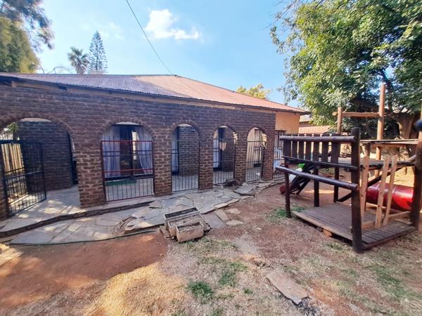 7 Bedroom House