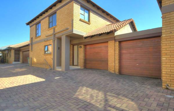 3 Bedroom Cluster