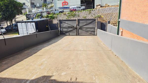 1 034 m² Commercial space