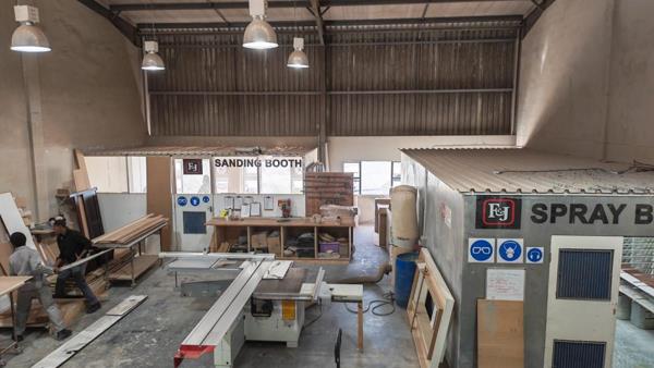 283 m² Commercial space