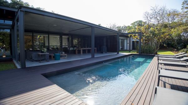 5 Bedroom House