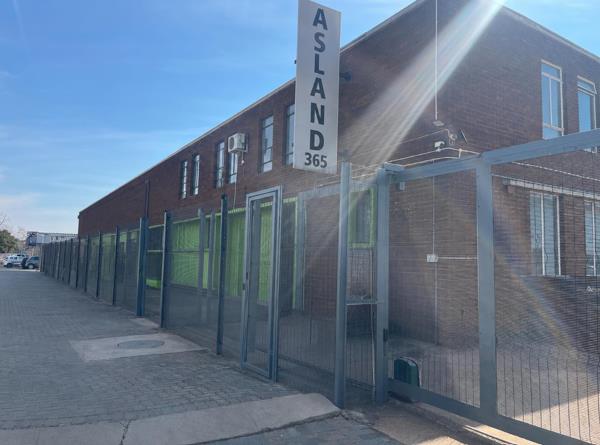 230 m² Industrial space