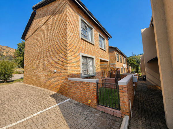 3 Bedroom Townhouse