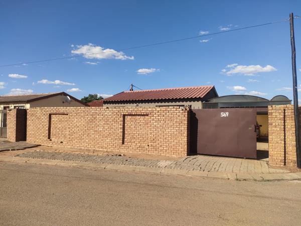 2 Bedroom House