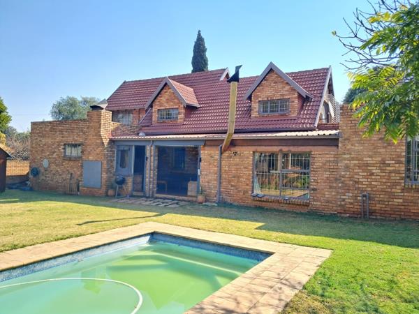 5 Bedroom House