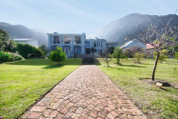 7 Bedroom House