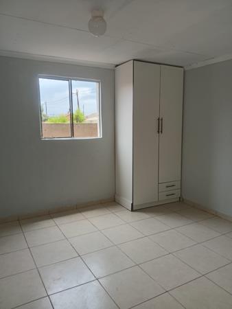 1 Bedroom House