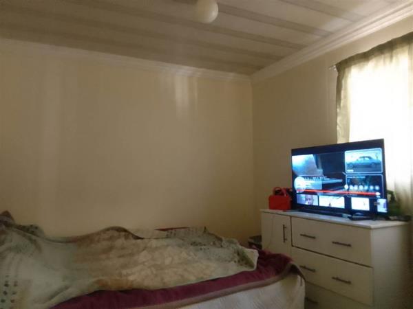 1 Bedroom House