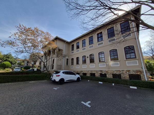 190 m² Commercial space