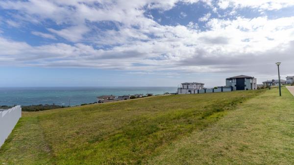 623 m² Land