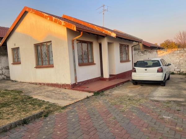 2 Bedroom House