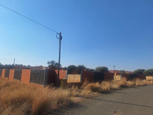 3 156 m² Land