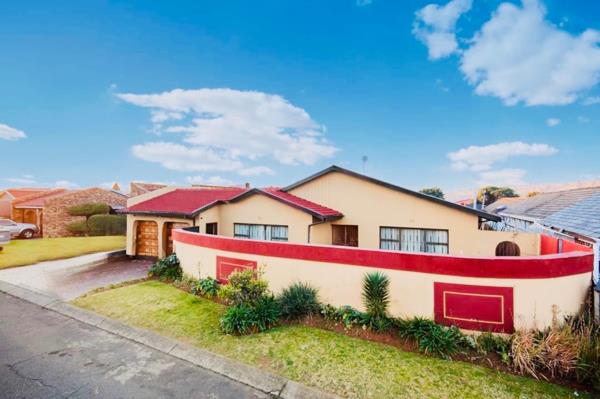 5 Bedroom House