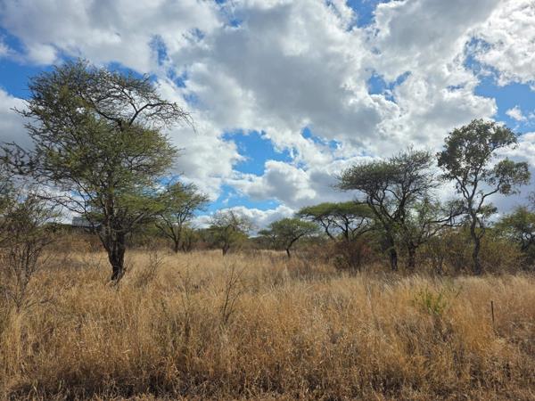 600 m² Land