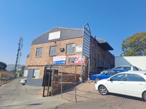 98 m² Retail Space