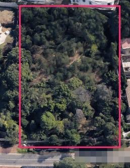 3 960 m² Land