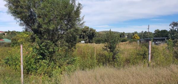1 090 m² Land