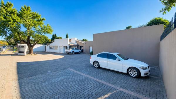 300 m² Commercial space