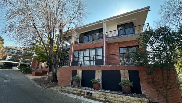 244 m² Commercial space