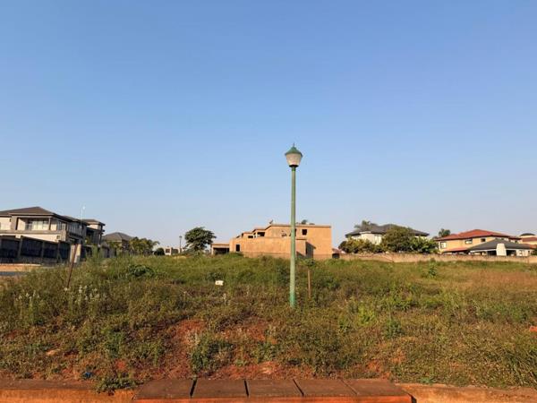 1 486 m² Land