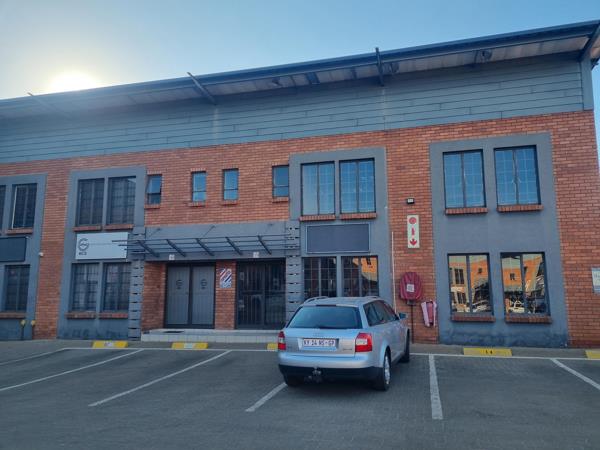318 m² Industrial space