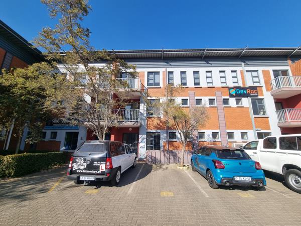 304 m² Industrial space