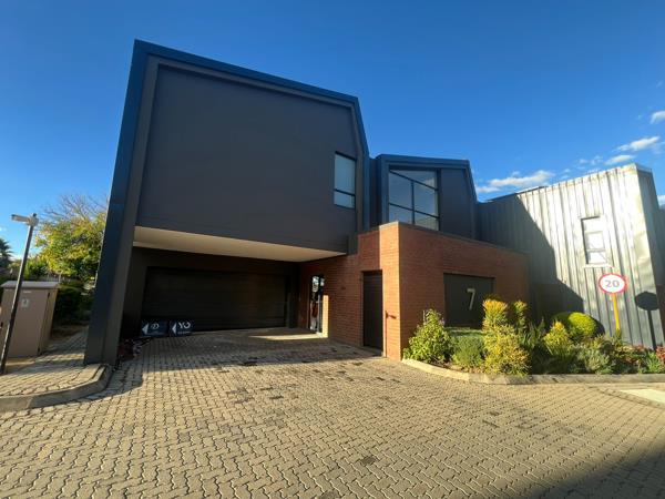 4 Bedroom Apartment