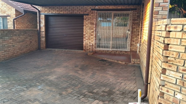 3 Bedroom Townhouse