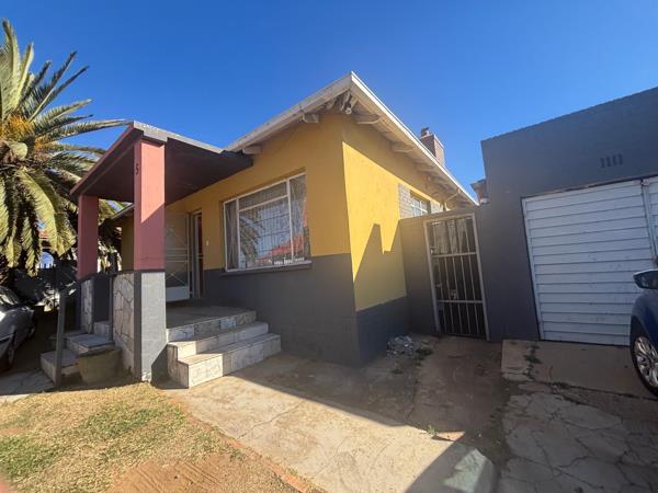 2 Bedroom House