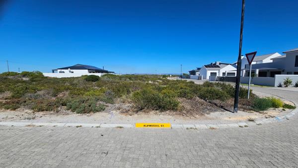 782 m² Land