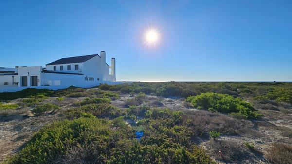 608 m² Land