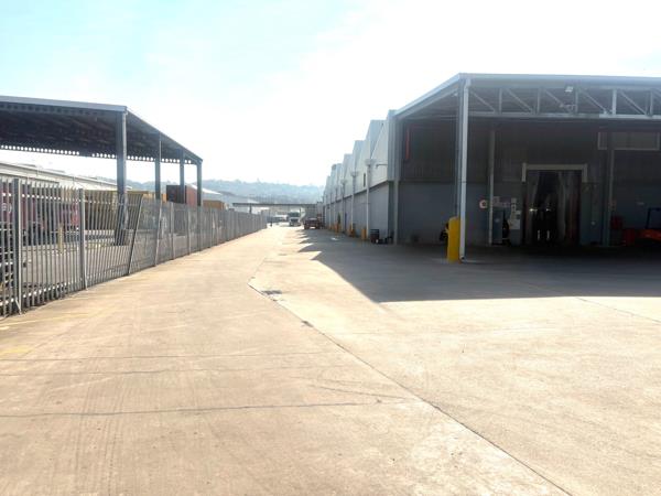 2 000 m² Commercial space