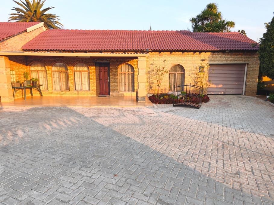4 Bedroom House